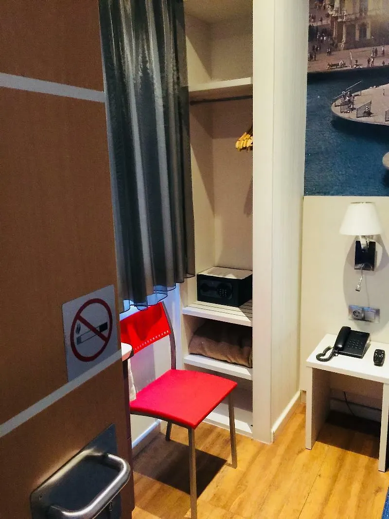 Hotel Transit Barcelona