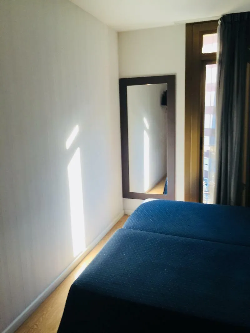 Hotel Transit Barcelone 0*,